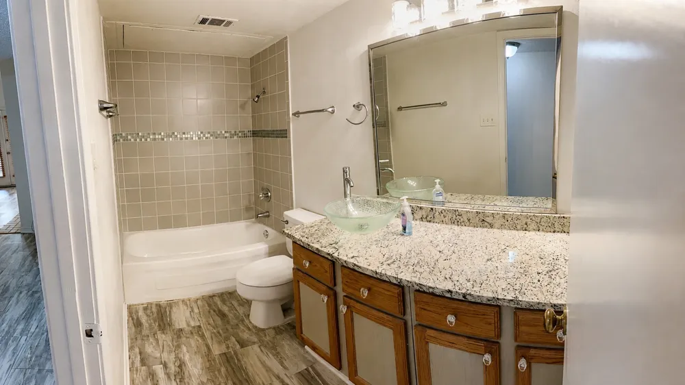 9801 Royal Lane #208 Dallas, TX 75231