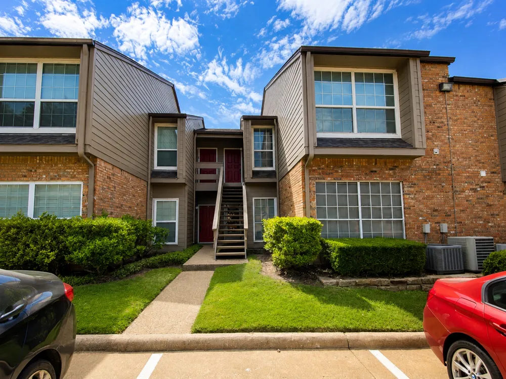 9801 Royal Lane #208 Dallas, TX 75231