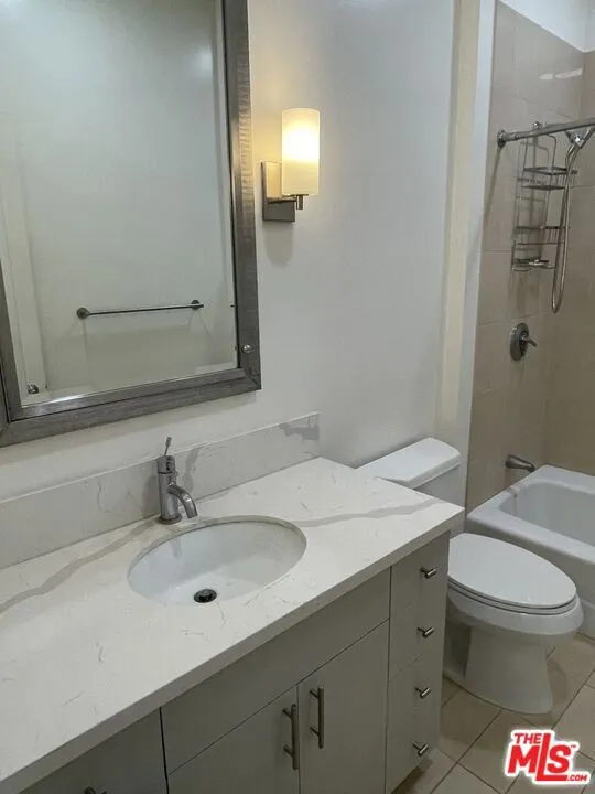 3810 Wilshire Boulevard #1001 Los Angeles, CA 90010