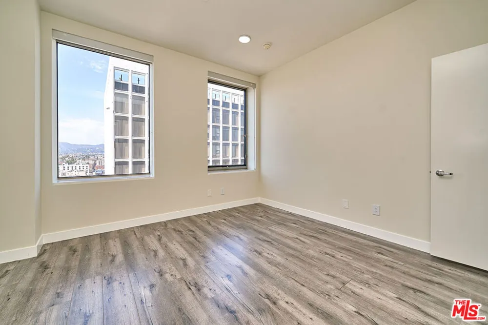 3810 Wilshire Boulevard #1001 Los Angeles, CA 90010