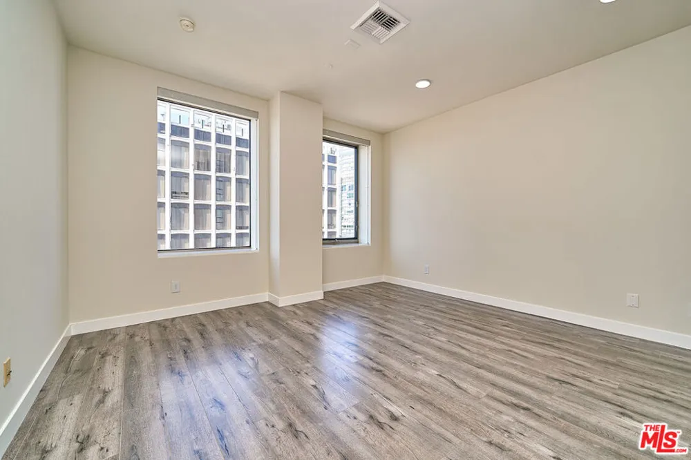 3810 Wilshire Boulevard #1001 Los Angeles, CA 90010