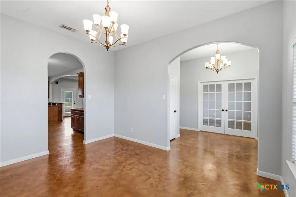 335 County Road 320 Edna, TX 77957