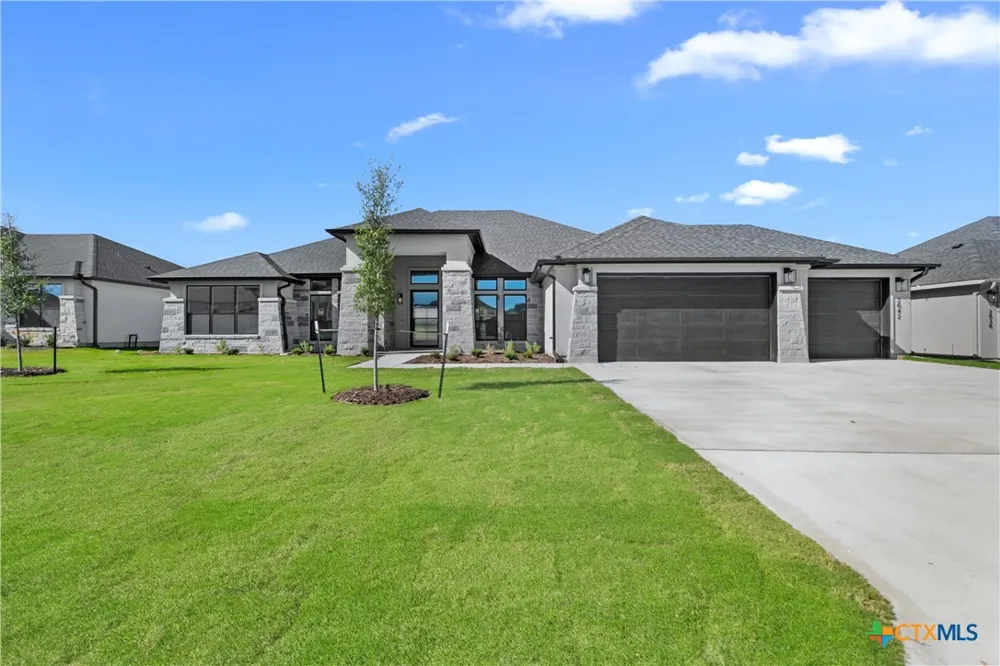 3070 Bella Vita Drive Nolanville, TX 76559