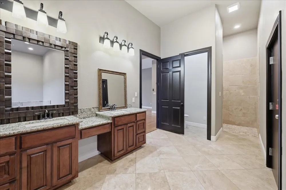 5215 Tomcat Trail Orange, TX 77632