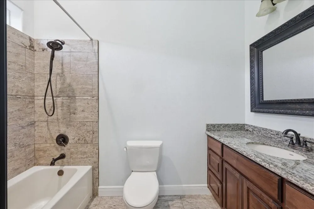 5215 Tomcat Trail Orange, TX 77632