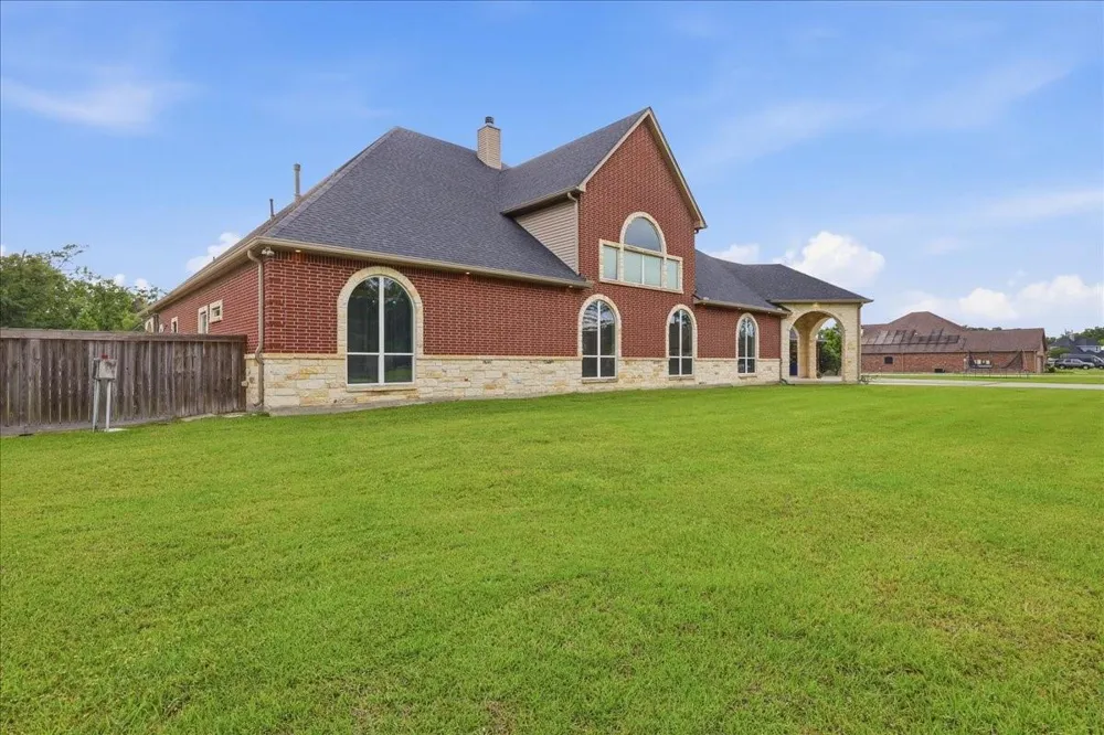 5215 Tomcat Trail Orange, TX 77632