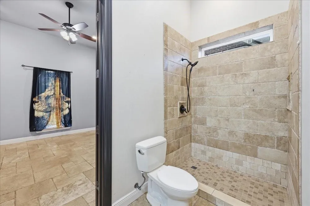5215 Tomcat Trail Orange, TX 77632