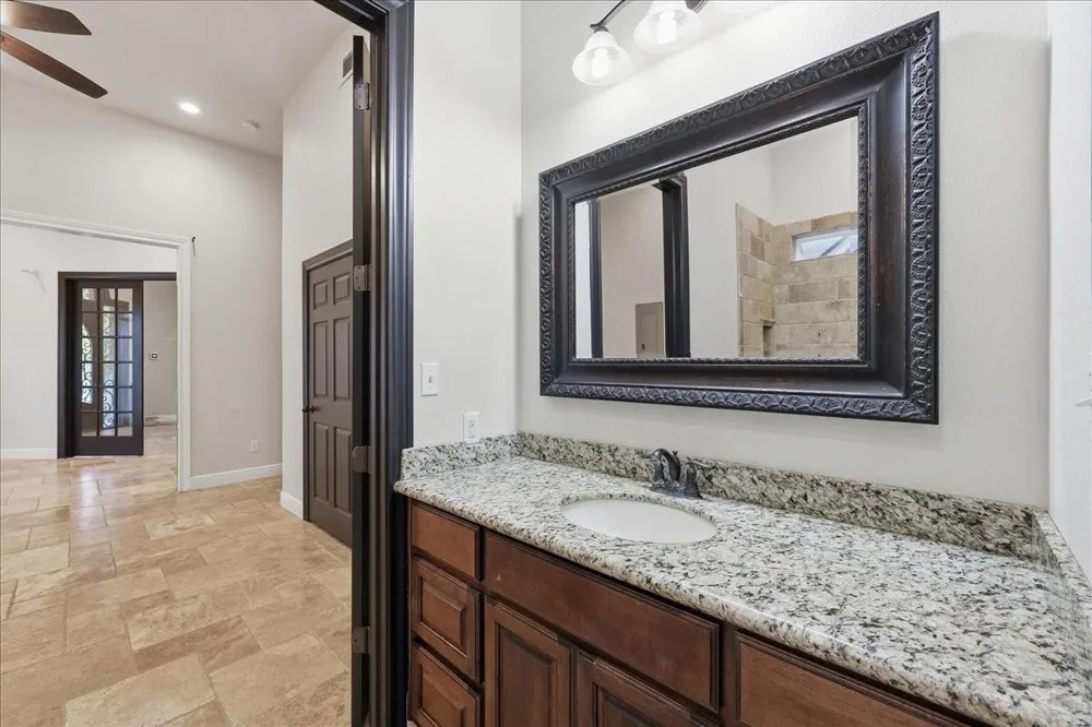5215 Tomcat Trail Orange, TX 77632