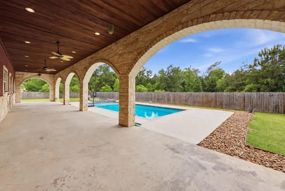 5215 Tomcat Trail Orange, TX 77632
