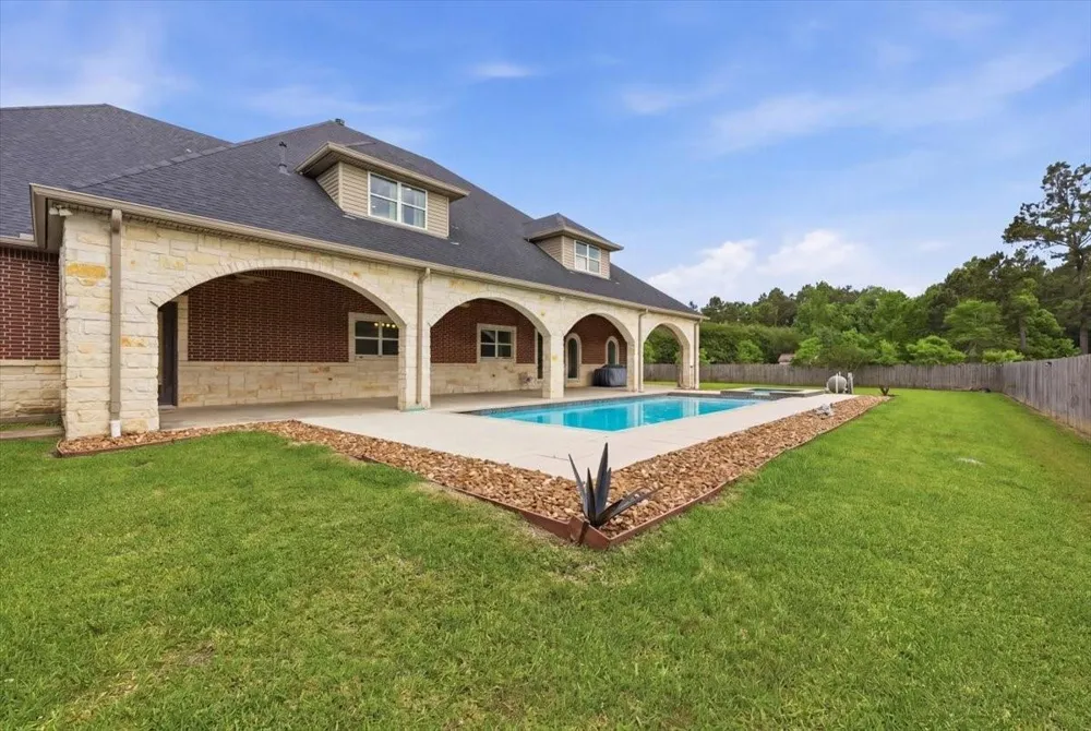 5215 Tomcat Trail Orange, TX 77632