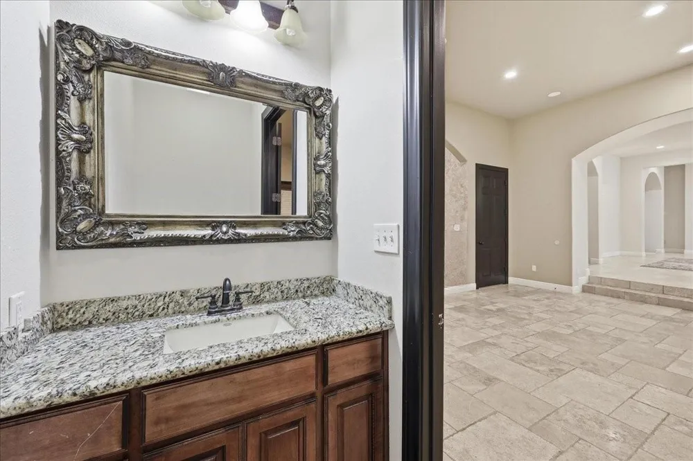 5215 Tomcat Trail Orange, TX 77632