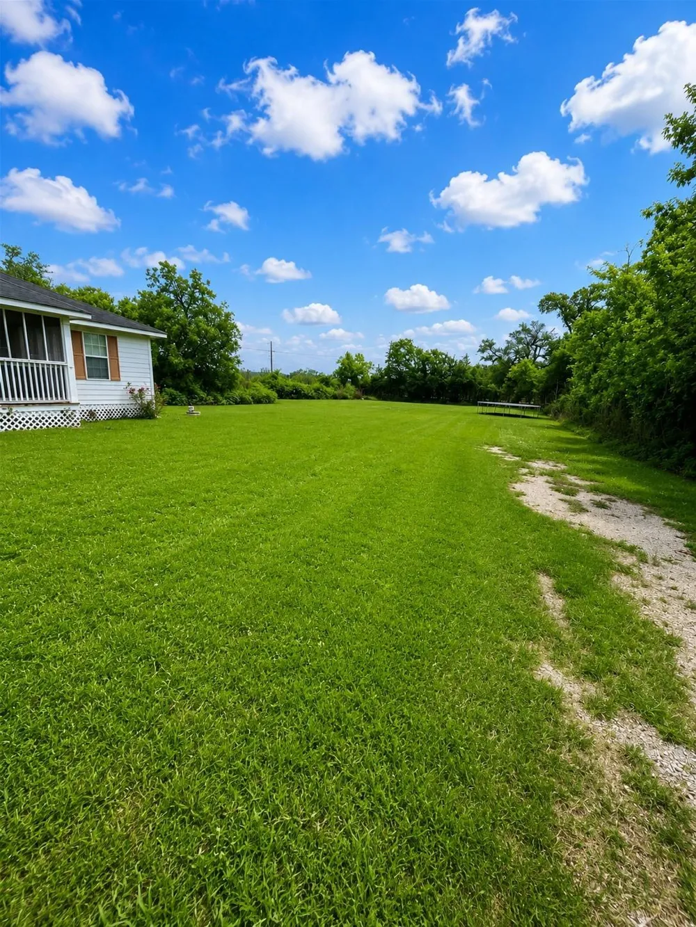 50 Sir Gawain Drive S Bay City, TX 77414