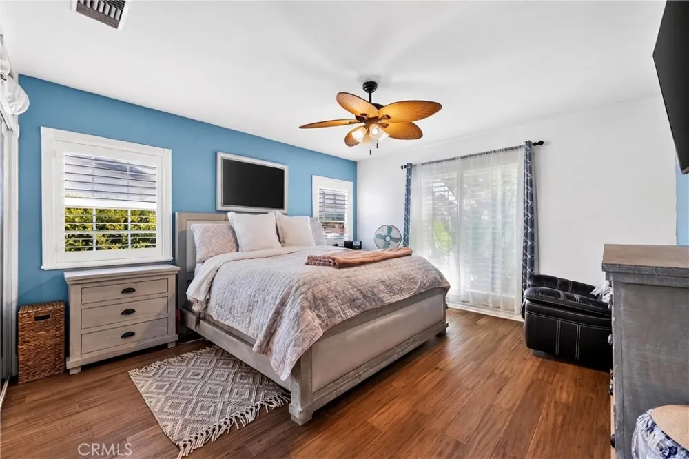 14708 S Denker Gardena, CA 90247