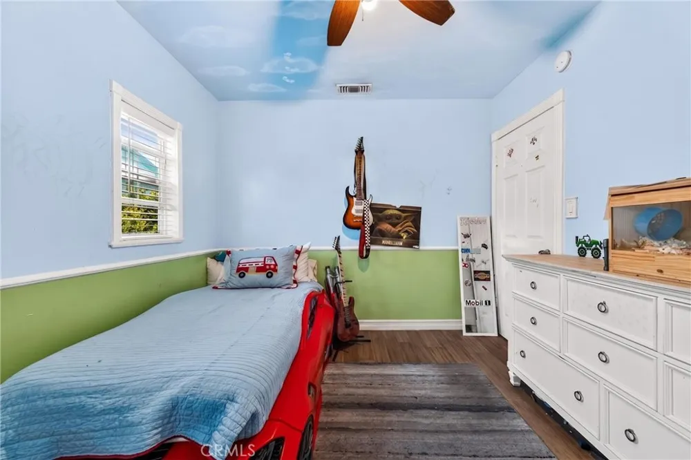 14708 S Denker Gardena, CA 90247
