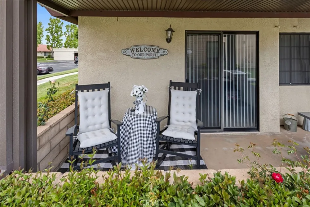 19222 Cottonwood Drive Apple Valley, CA 92308