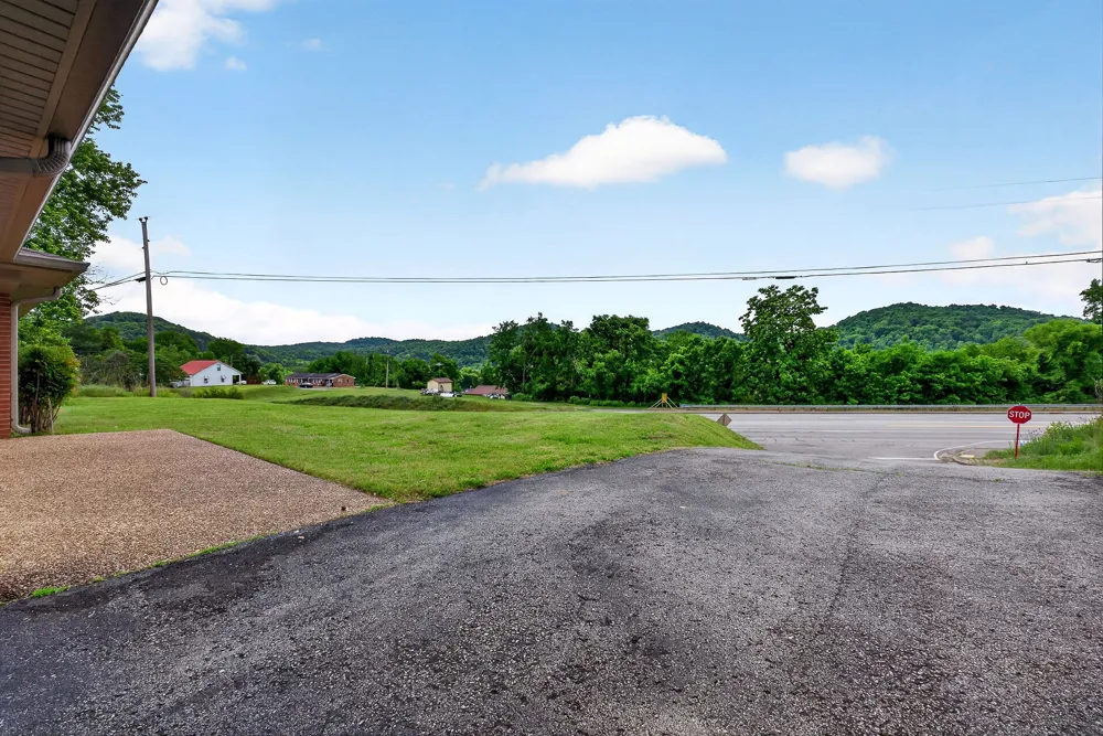 140 Short St Liberty, TN 37095