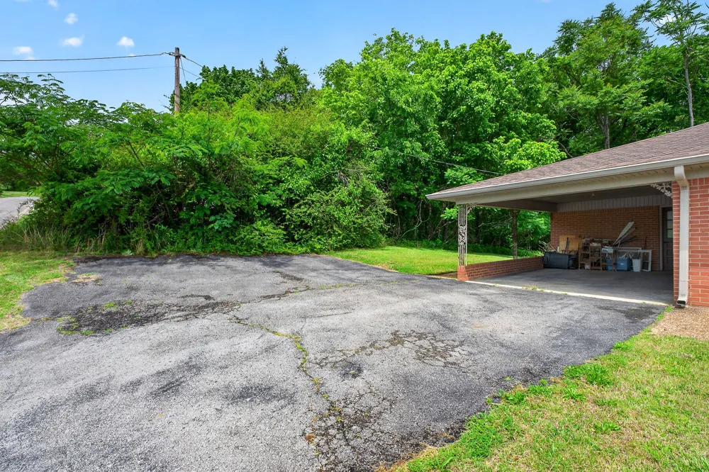 140 Short St Liberty, TN 37095