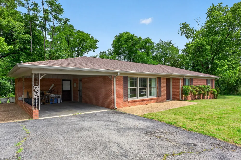 140 Short St Liberty, TN 37095