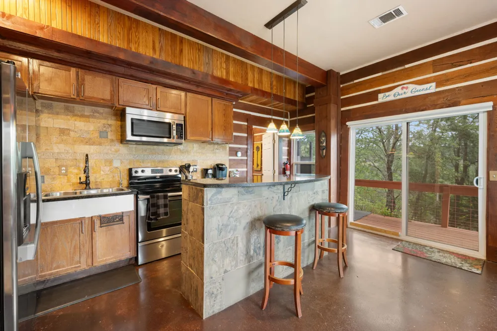28537 Paradise Manor Drive Marble Falls, TX 78654