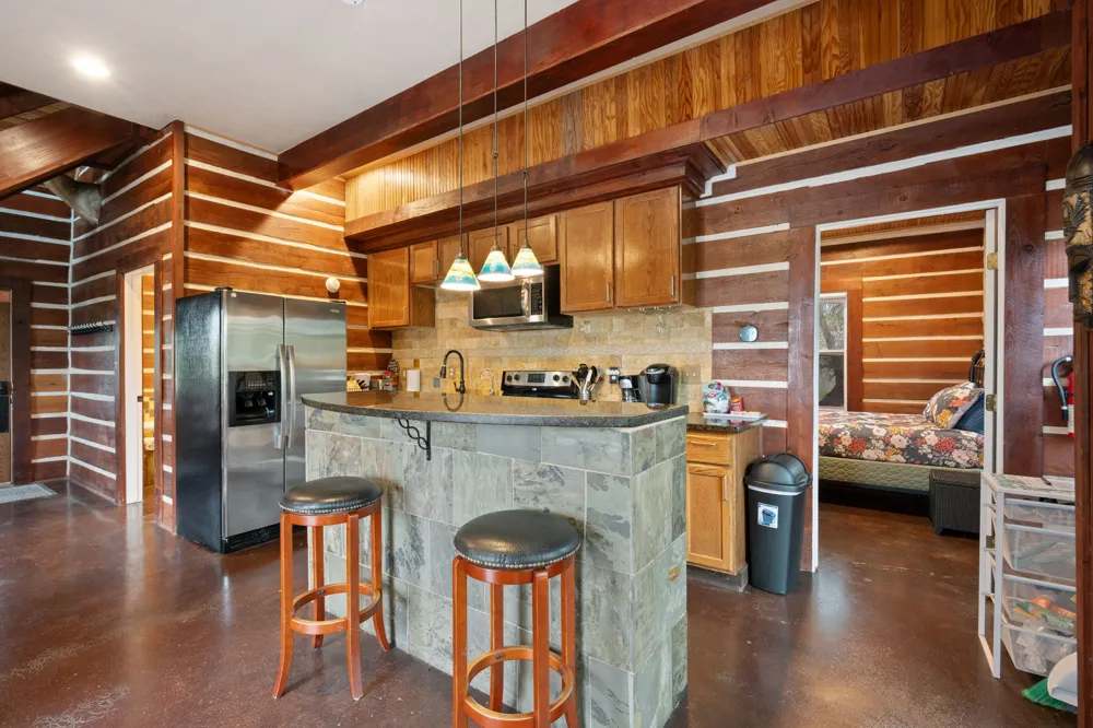 28537 Paradise Manor Drive Marble Falls, TX 78654