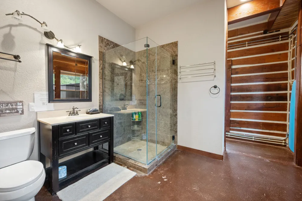 28537 Paradise Manor Drive Marble Falls, TX 78654