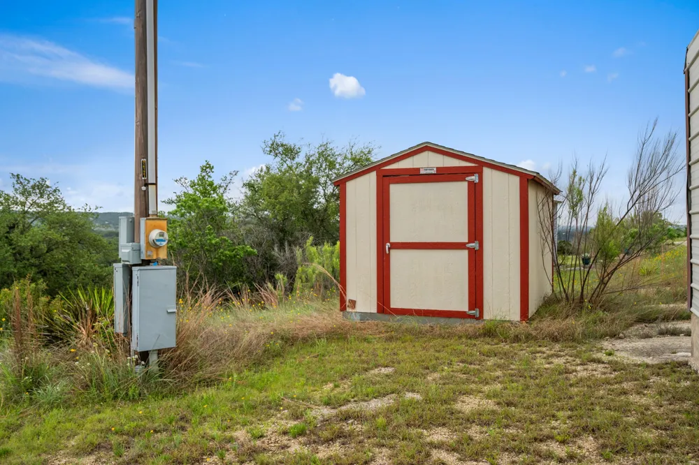 28537 Paradise Manor Drive Marble Falls, TX 78654