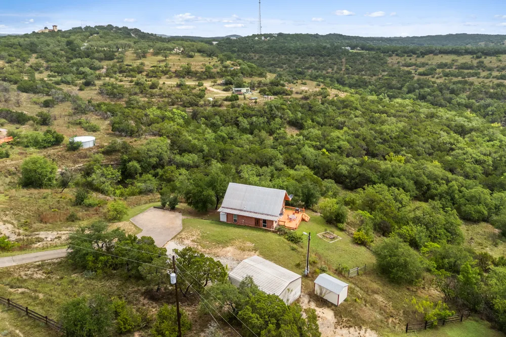 28537 Paradise Manor Drive Marble Falls, TX 78654