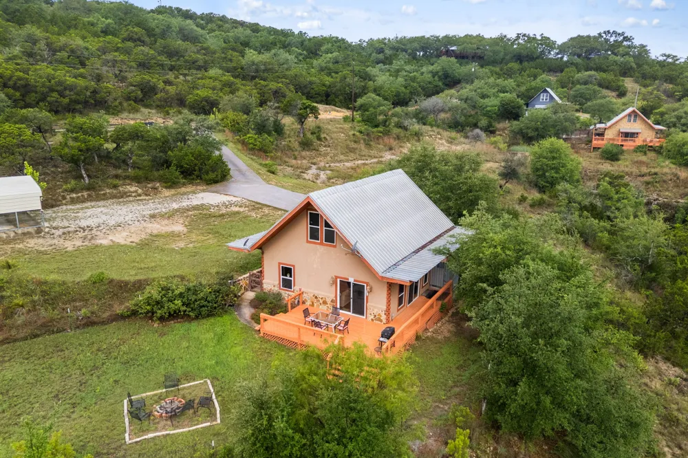 28537 Paradise Manor Drive Marble Falls, TX 78654