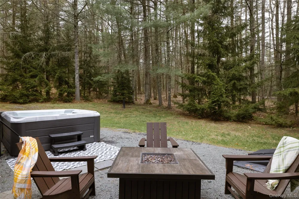 2 Carpathy Court Glen Spey, NY 12737