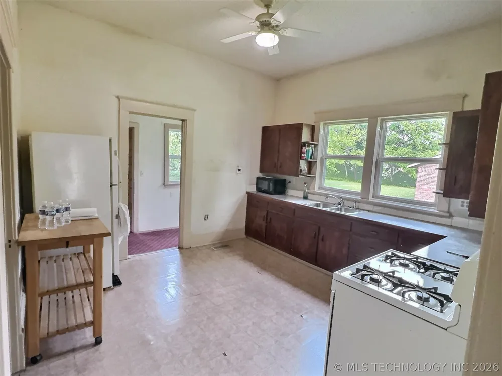 414 W 7th Street Chelsea, OK 74016