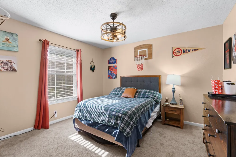 372 Tobin Drive Buda, TX 78610