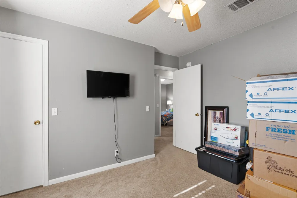 372 Tobin Drive Buda, TX 78610