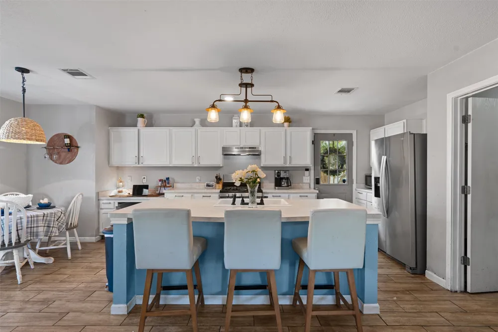 372 Tobin Drive Buda, TX 78610