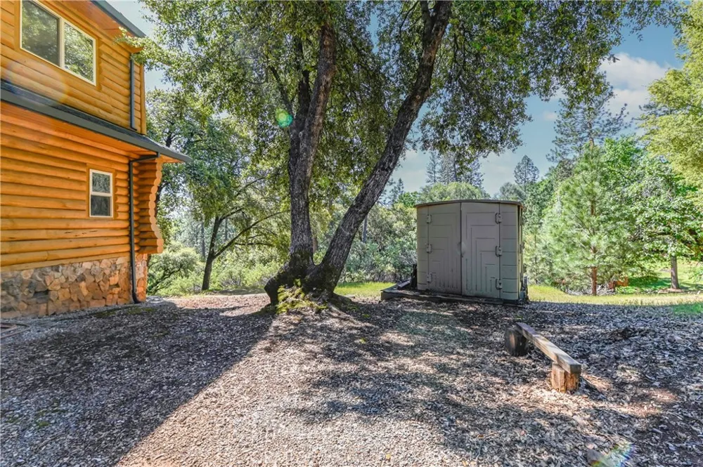 21416 Robin Lane Pine Grove, CA 95665