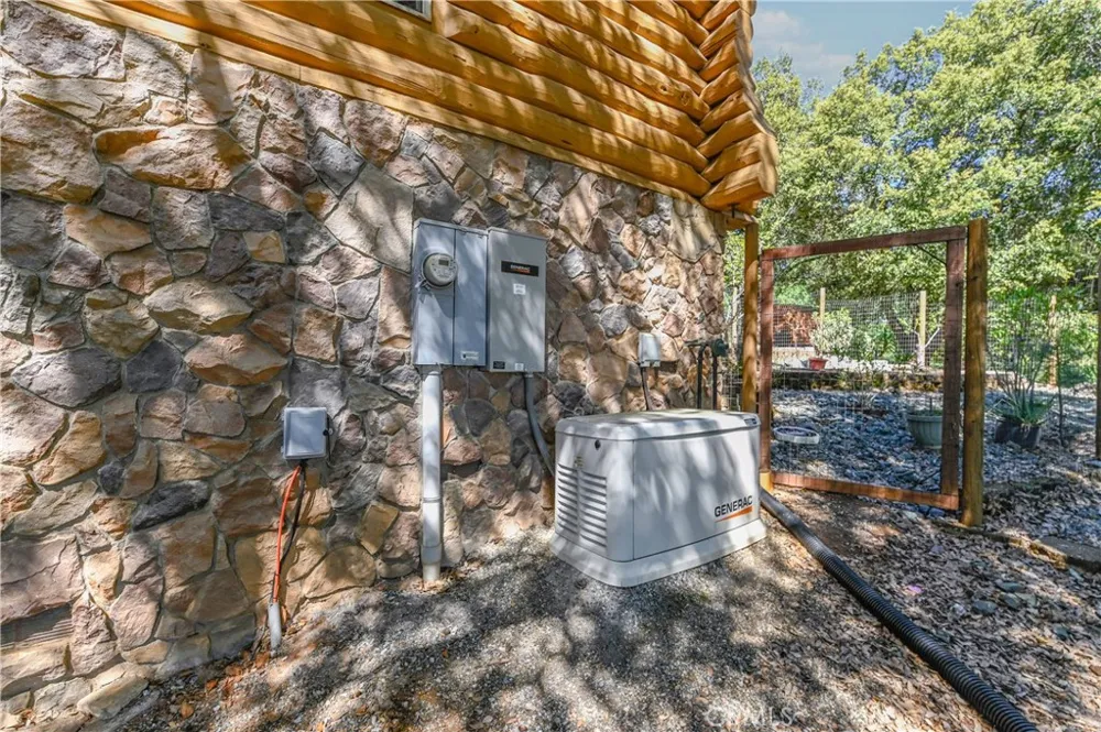 21416 Robin Lane Pine Grove, CA 95665