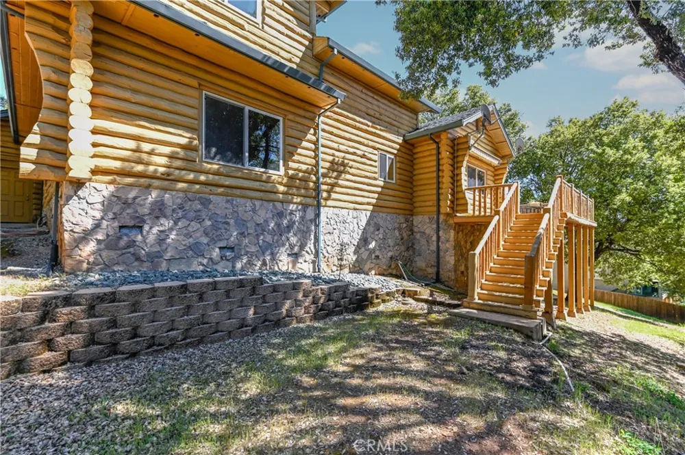 21416 Robin Lane Pine Grove, CA 95665