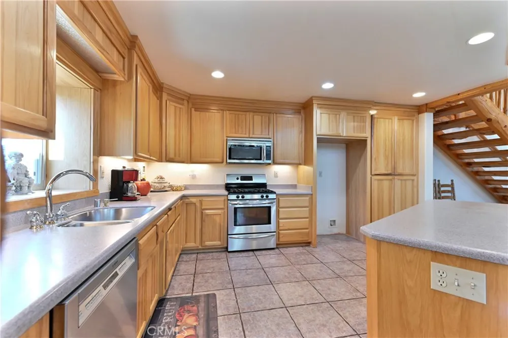 21416 Robin Lane Pine Grove, CA 95665