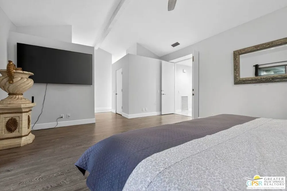 196 Kavenish Drive Rancho Mirage, CA 92270