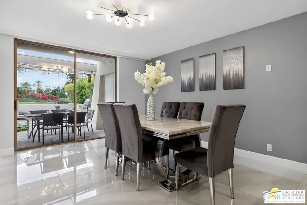 196 Kavenish Drive Rancho Mirage, CA 92270