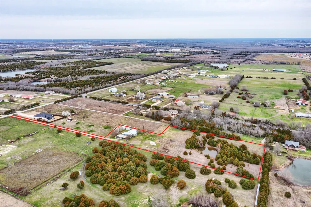 1157 County Road 490 Princeton, TX 75407