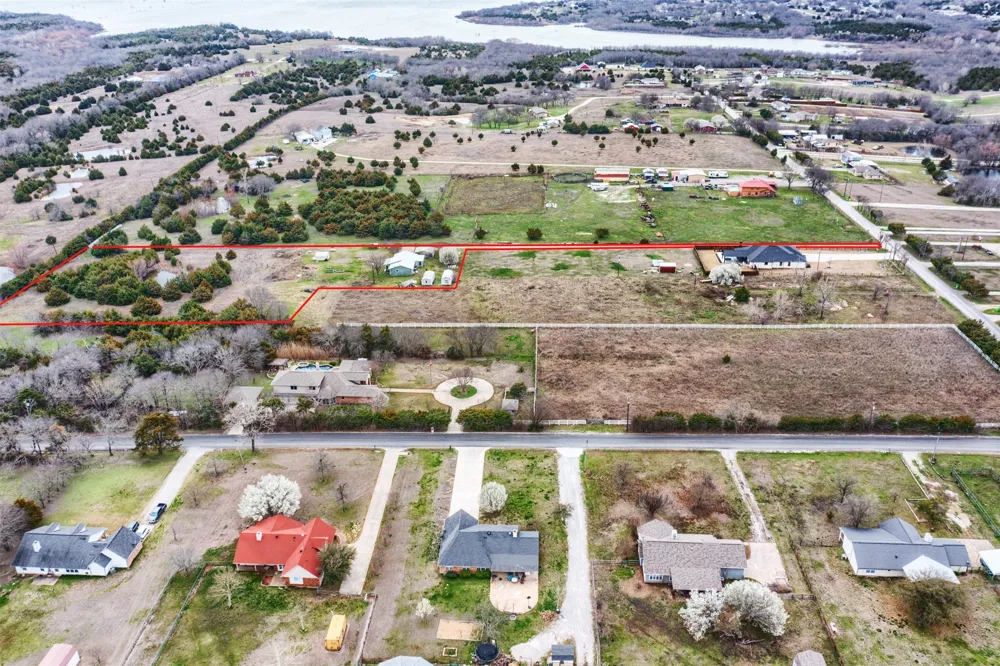 1157 County Road 490 Princeton, TX 75407