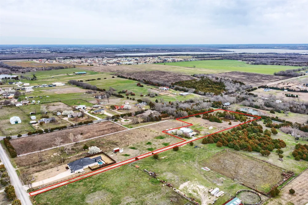 1157 County Road 490 Princeton, TX 75407