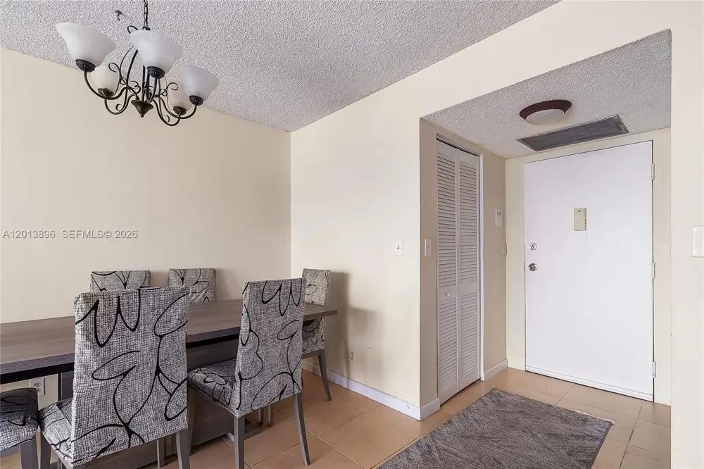 800 Parkview Dr #901 Hallandale Beach, FL 33009