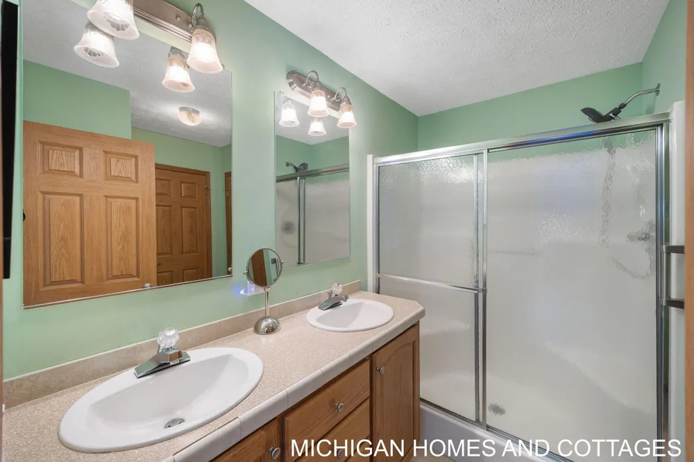 5245 W Scenic Turn Lane Fillmore Township, MI 49423