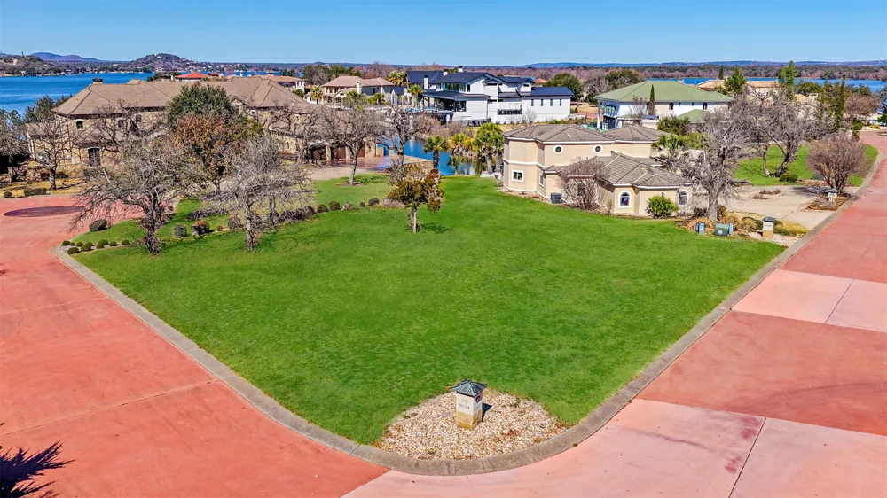 8 Applehead Island Drive Horseshoe Bay, TX 78657