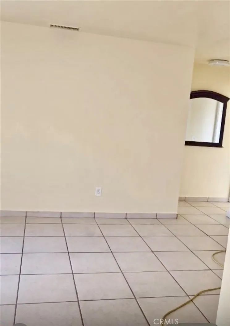 17317 Marygold Bloomington, CA 92316
