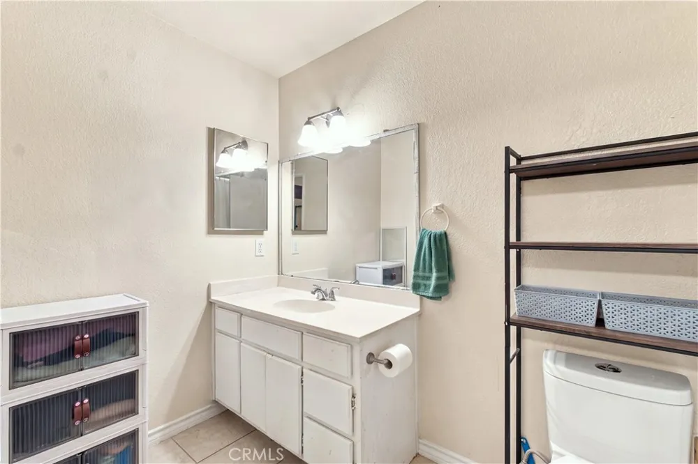 17317 Marygold Bloomington, CA 92316