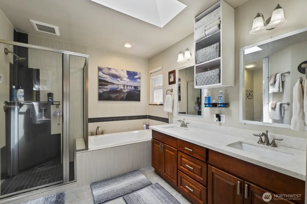 6108 133rd Place SW Edmonds, WA 98026