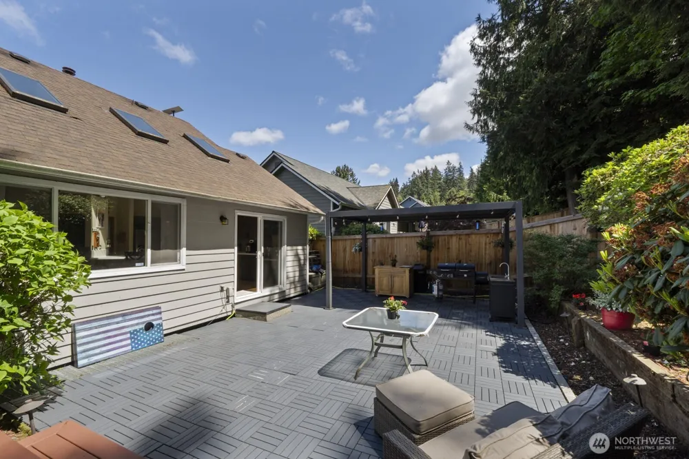 6108 133rd Place SW Edmonds, WA 98026