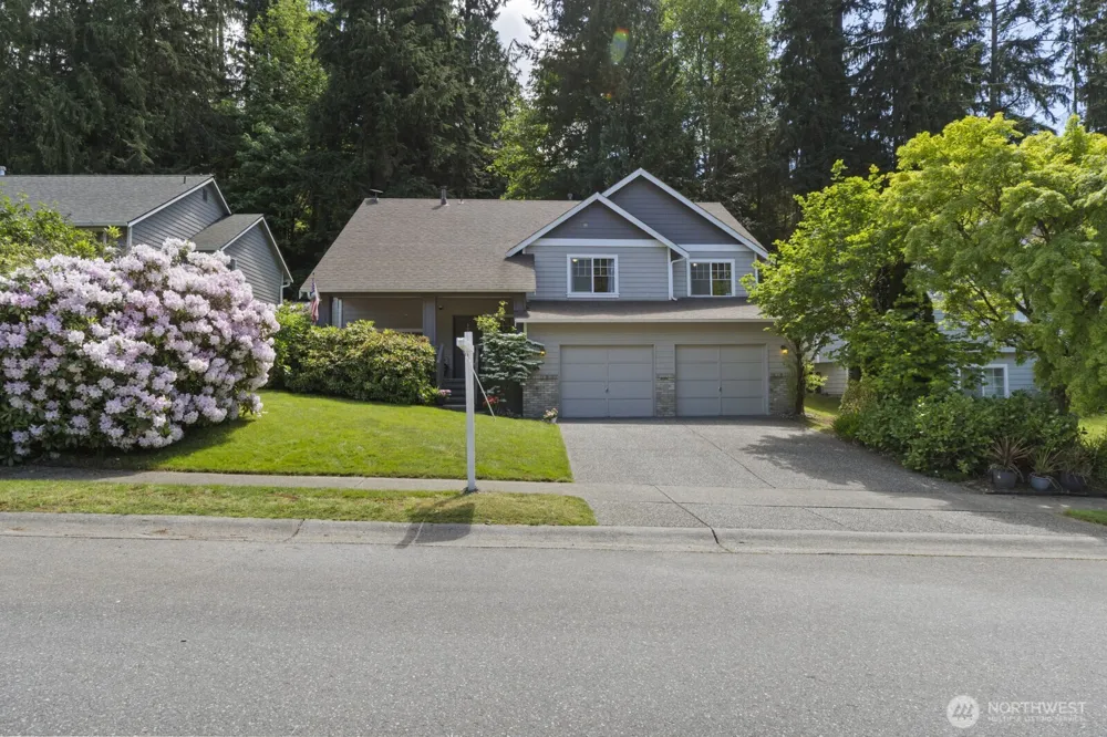 6108 133rd Place SW Edmonds, WA 98026